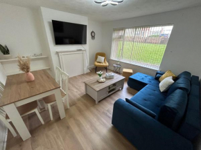 Stunning Cardiff Adobe Private Garden Sleeps 6